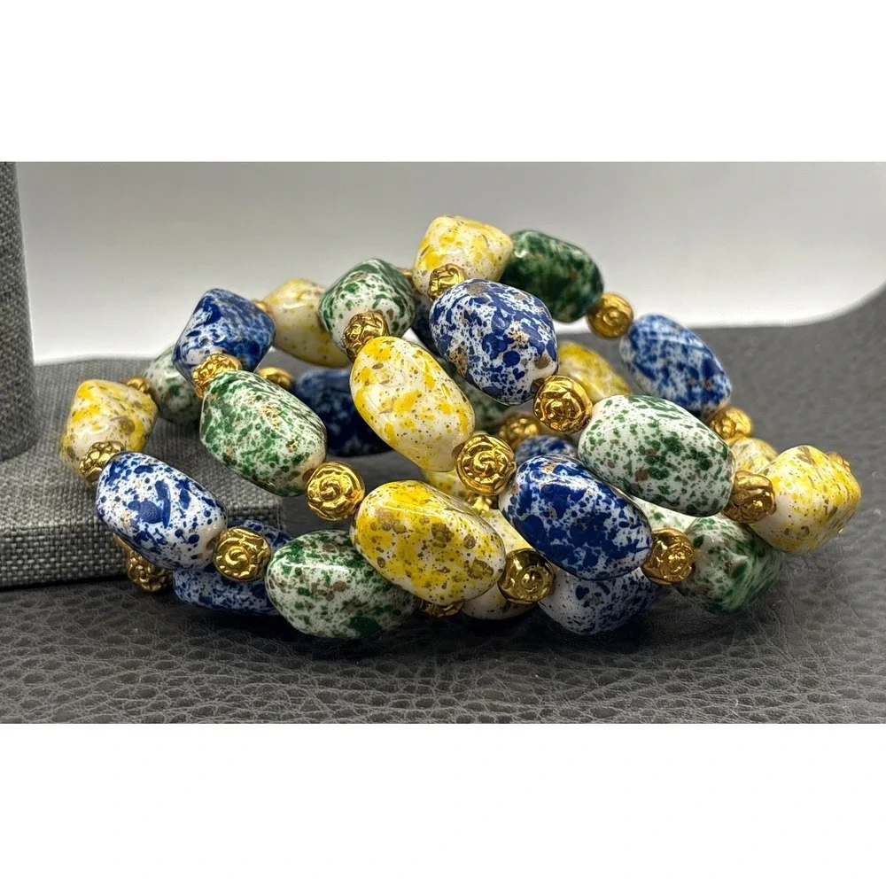 Vintage Speckled Beaded Bracelet Blue Yellow Green Rose Spacer Gold Tone